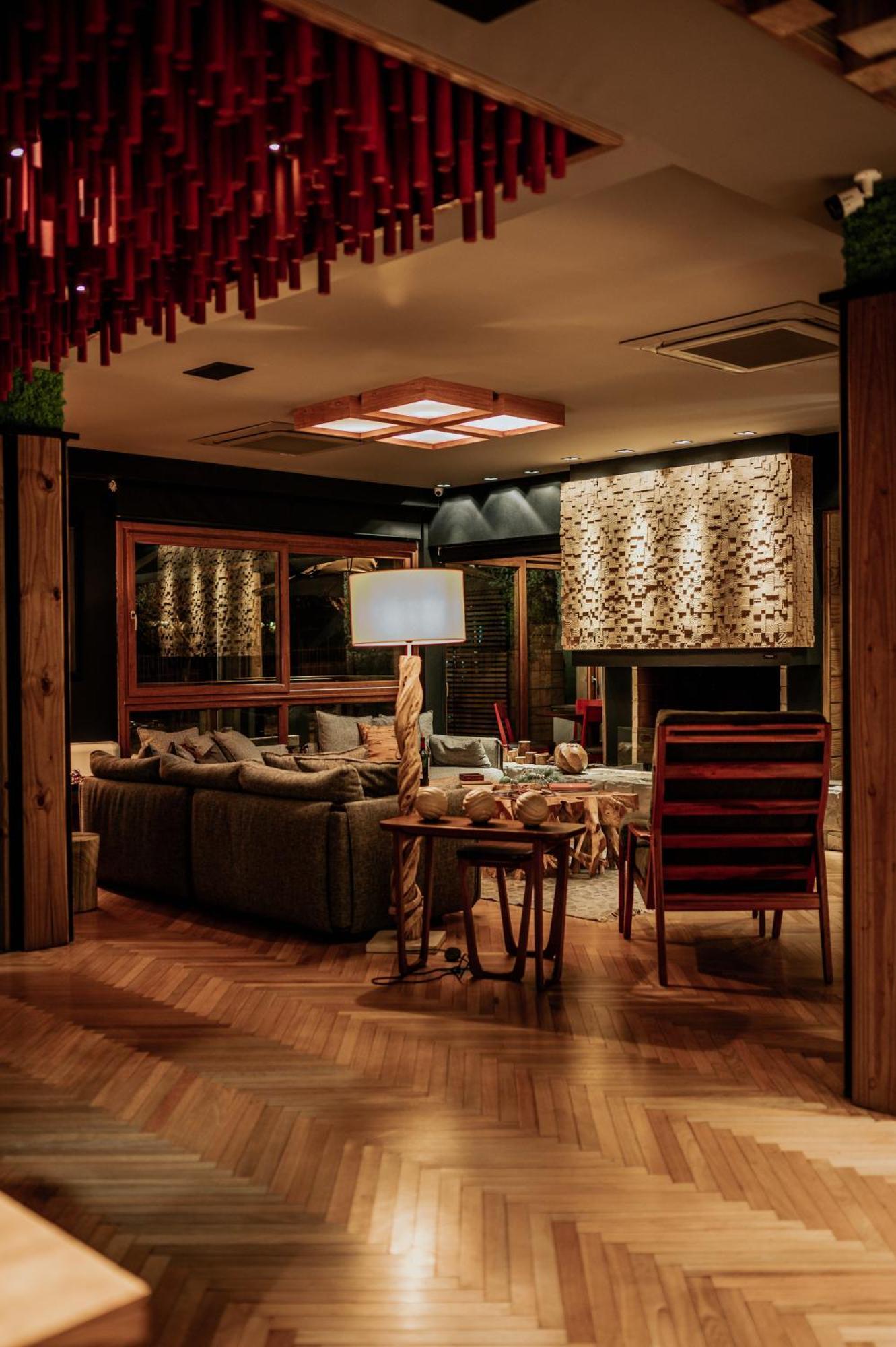Wood Hotel Грамаду Экстерьер фото