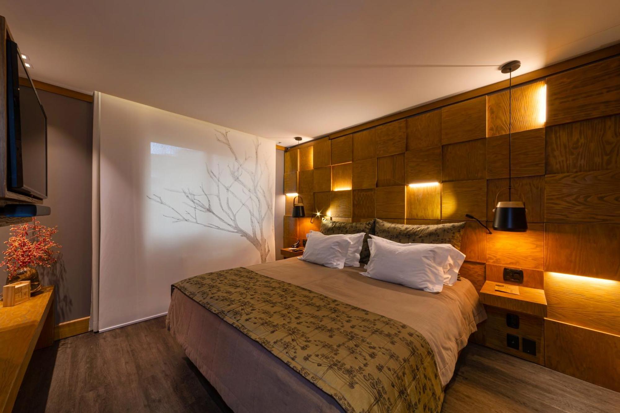 Wood Hotel Грамаду Номер фото